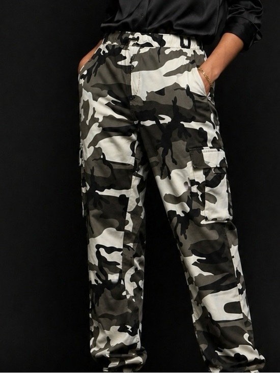 Pants - Camo Cargo Jogger Pants -